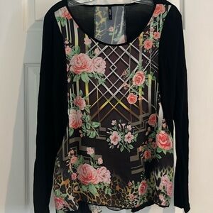 Beautiful Unique Shirt Sz Small